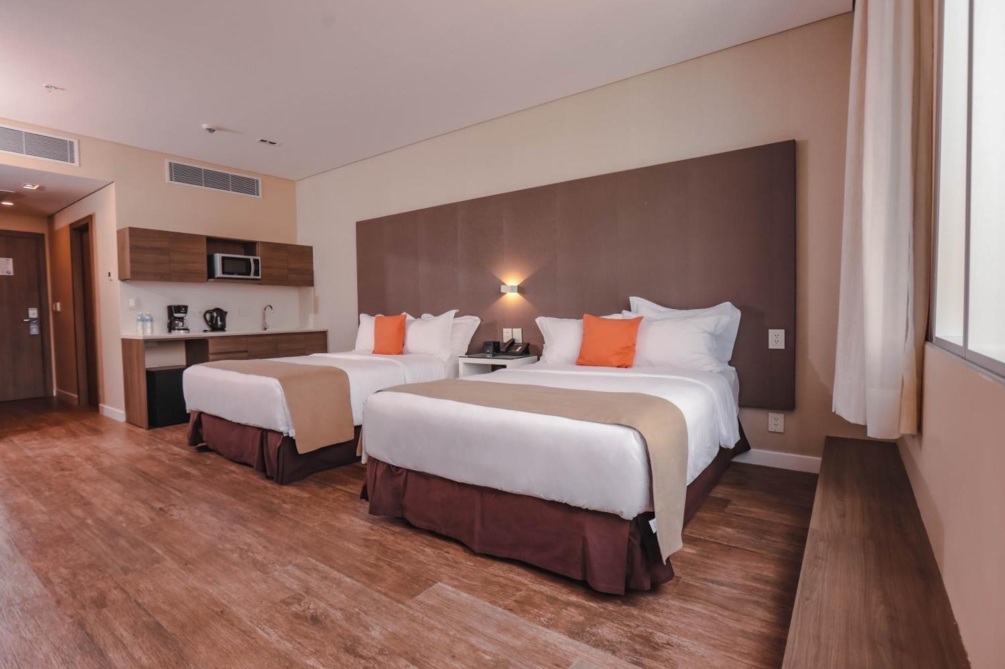 Paseo La Galeria Hotel & Suites Asunción Esterno foto