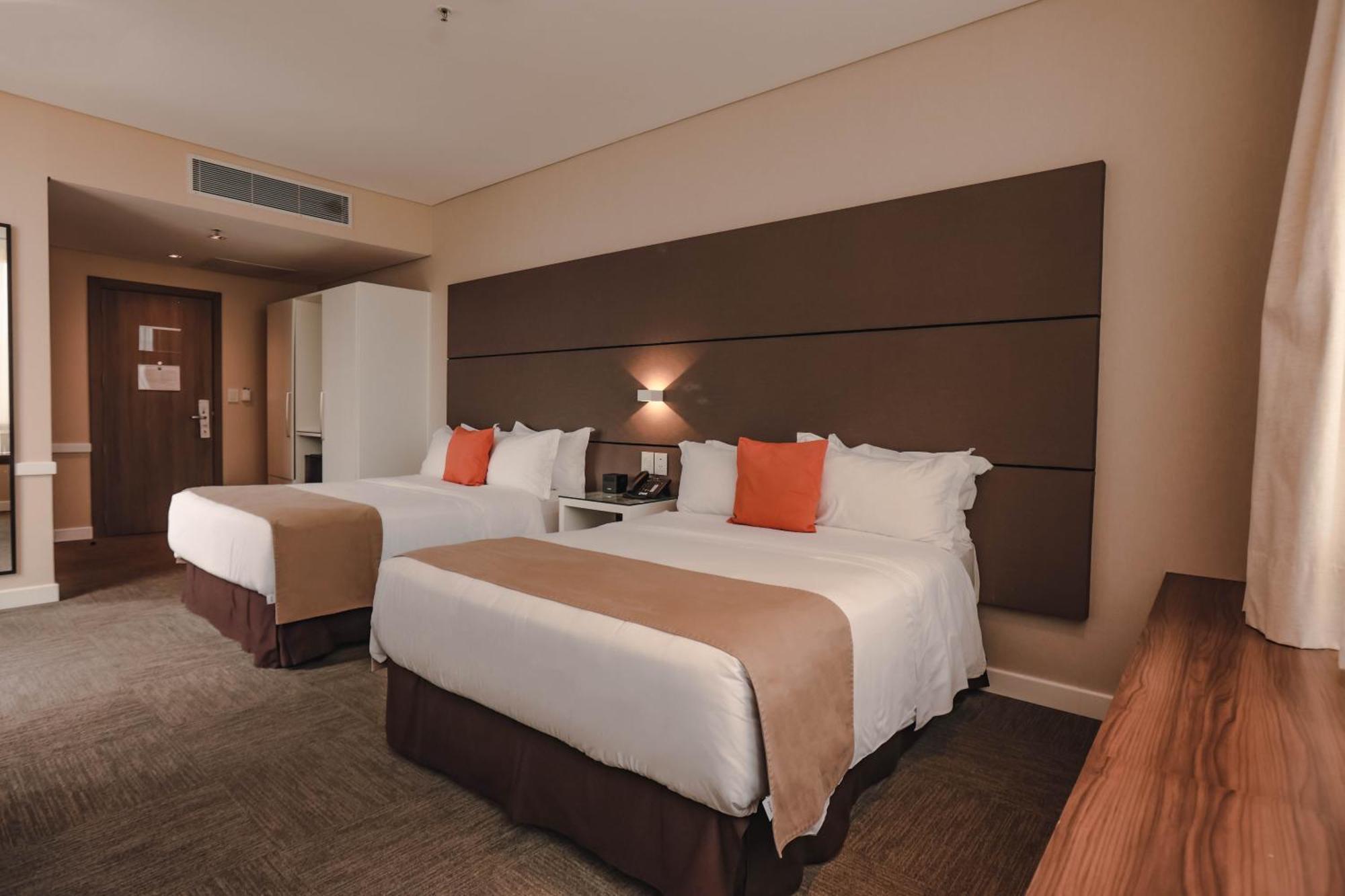 Paseo La Galeria Hotel & Suites Asunción Esterno foto